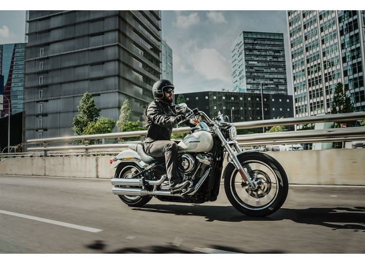 Importanza del casco per i motociclisti Importanza del casco per i motociclisti